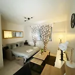 Chambre Privée Proche de La Mer !!